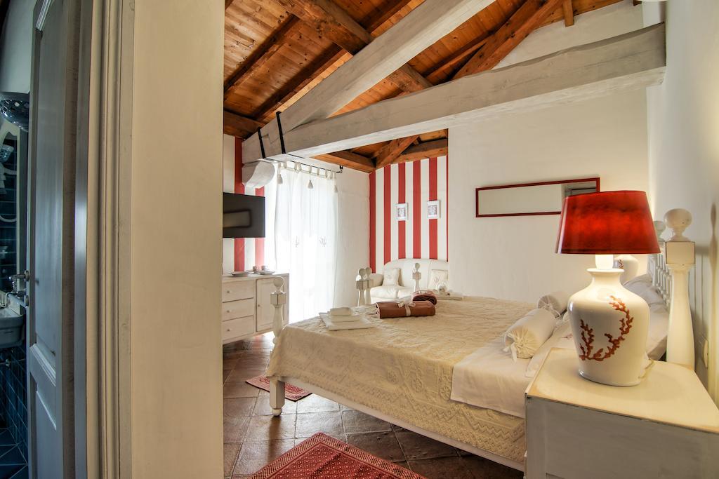 Domus Corallia-Luxury Rooms 포르투로톤도 객실 사진
